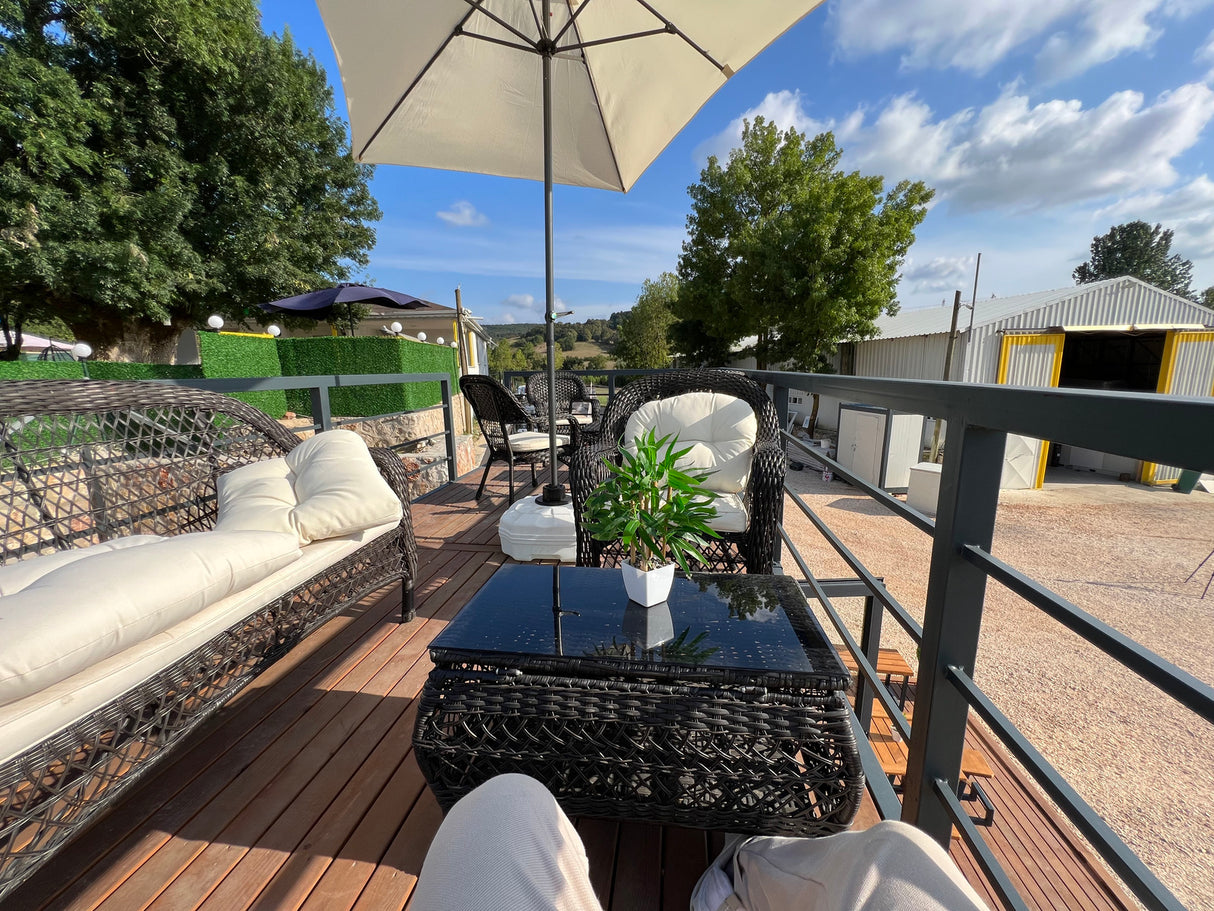 CAFE HAUS mit Terasse & Veranda 240×600