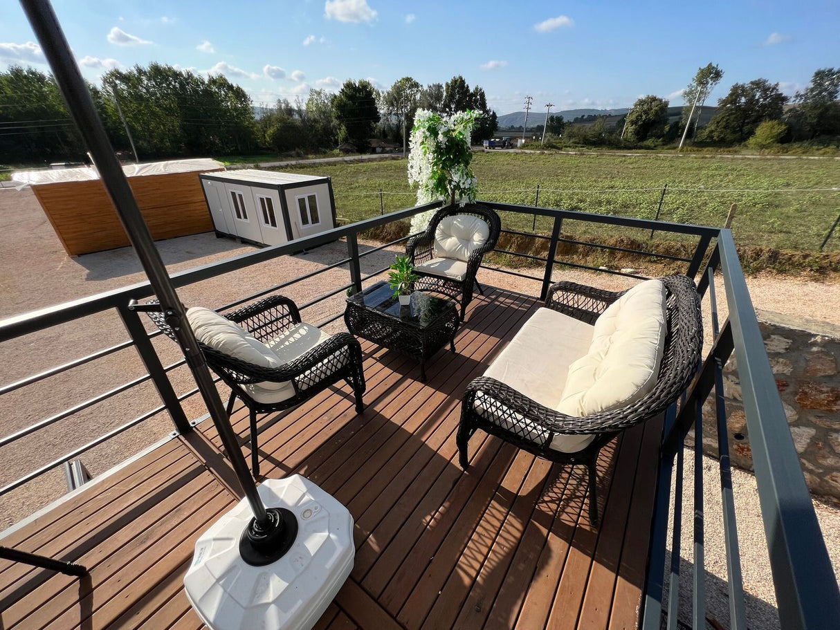 CAFE HAUS mit Terasse & Veranda 240×600