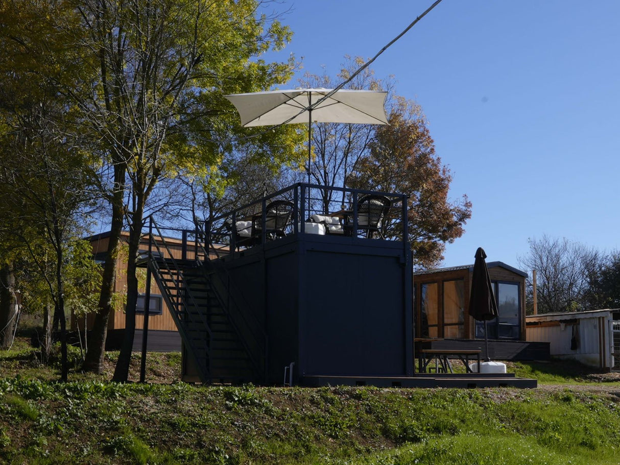 CAFE HAUS mit Terasse & Veranda 240×600