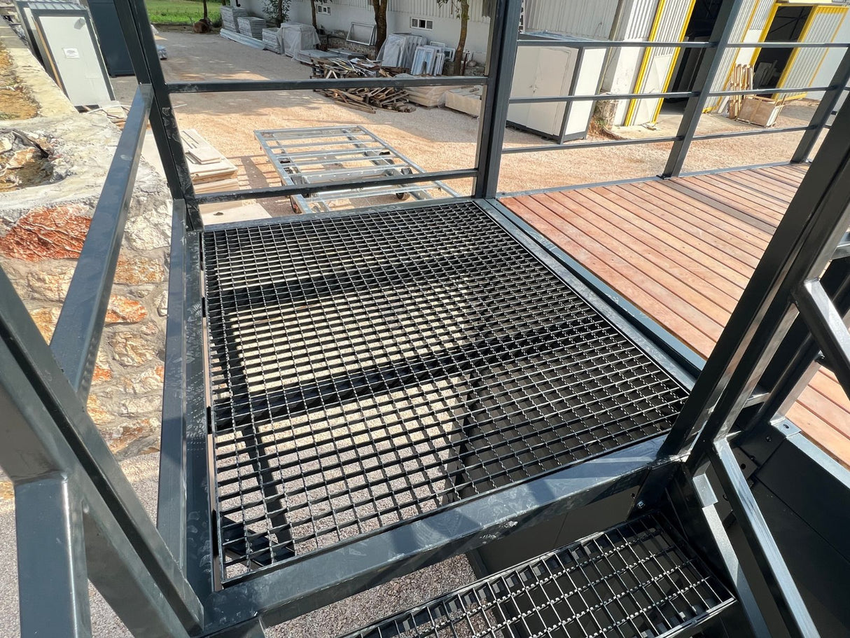 CAFE HAUS mit Terasse & Veranda 240×600