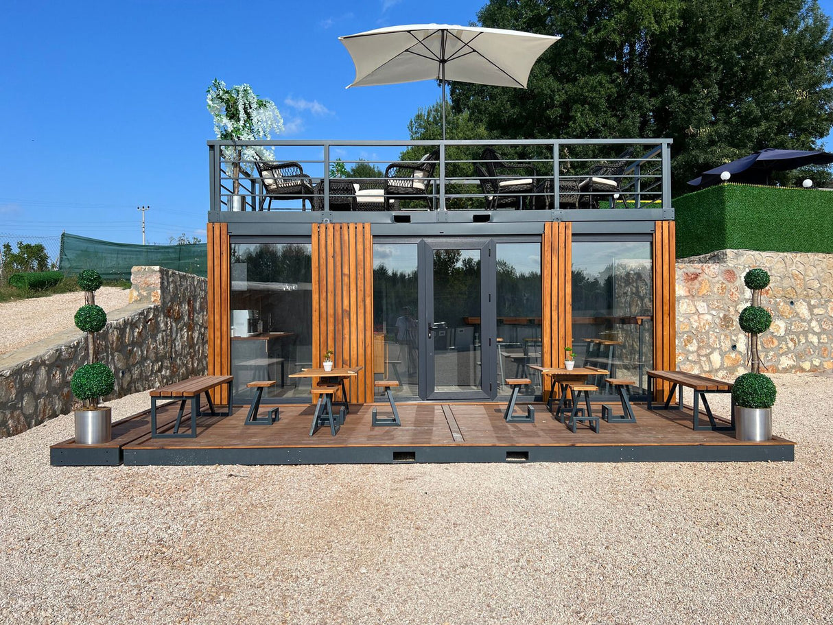 CAFE HAUS mit Terasse & Veranda 240×600