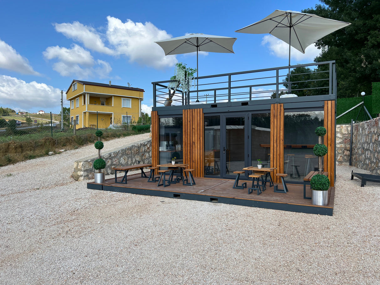 CAFE HAUS mit Terasse & Veranda 240×600